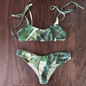 EUC Revolve x Beach Riot | Palm Leaf Bikini Top & Bottom XS top | S bottom